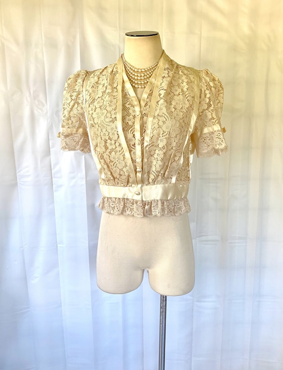 Vintage 1930s 1940s Sheer Lace and Satin Blouse Cu