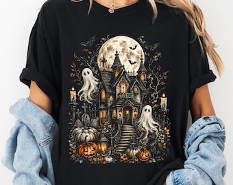 Camiseta de Halloween con diseño de casa embrujada, camiseta de fantasmas espeluznantes, estampado de terror vintage, Comfort Colors