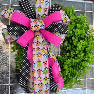 This Spring Birdhouse Wreath Bow with Tails – Hot Pink & Polka Dot Ribbon would be an adorable front door wreath bow for spring.