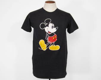 Vintage Mickey Mouse T-shirt Walt Disney Character Fashions - Large
