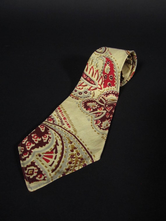 Vintage 40s Batik Necktie Paisley Cotton Wickley T