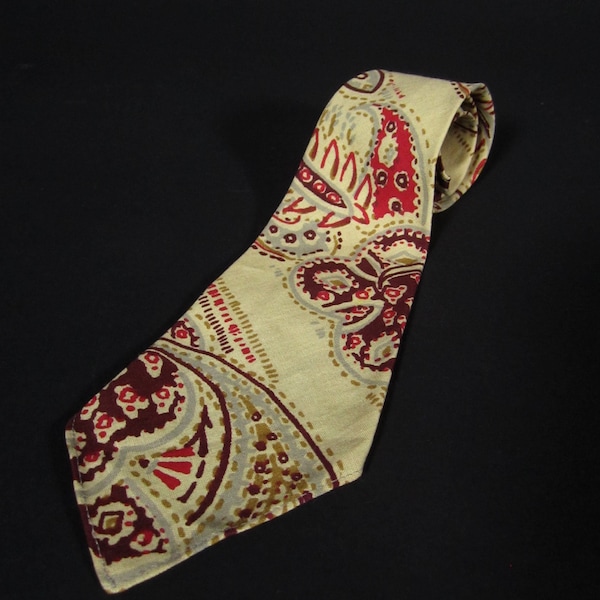 Vintage 40s Batik Necktie Paisley Cotton Wickley Tie