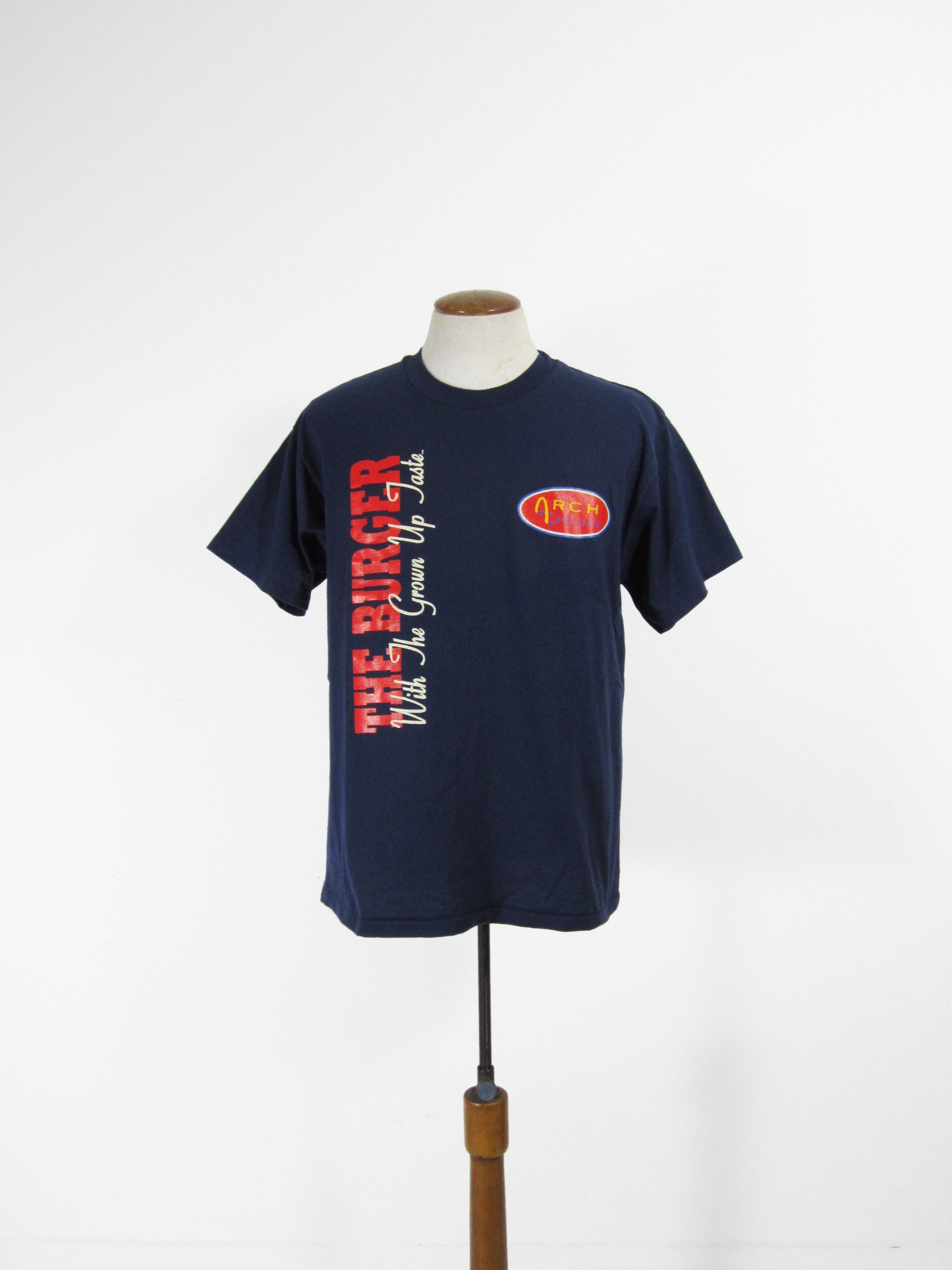 【Paragraph】25ss DAMAGED ARCH LOGO T SHIRT DAMAGED ARCH LOGO T SHIRT - PARAGRAPH | 60% - Asian Fashion