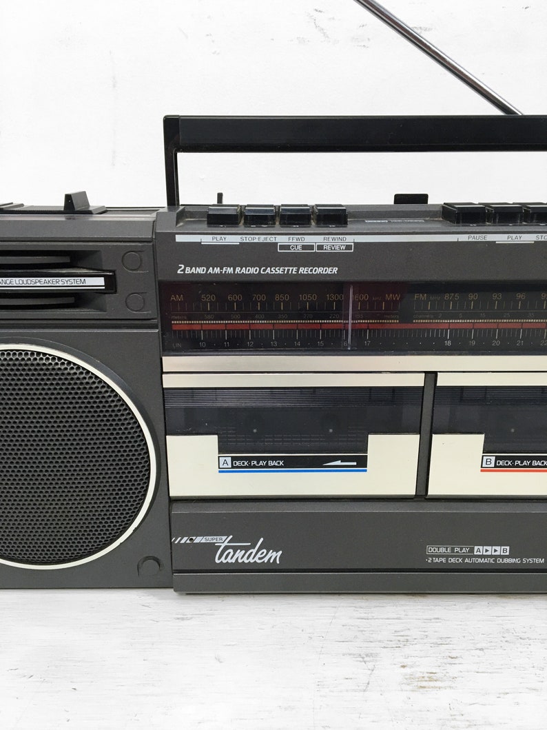 Vintage 80s Ghetto Blaster Magnavox Super Tandem D 8330 Boombox AMFM Cassette
