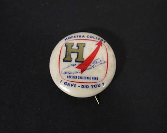 Vintage Hofstra College Pin Button University 1960s
