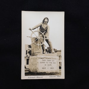 Ansichtkaarten Fisherman's Memorial Gloucester MA echte foto lot van 2 kaarten vintage jaren 1920