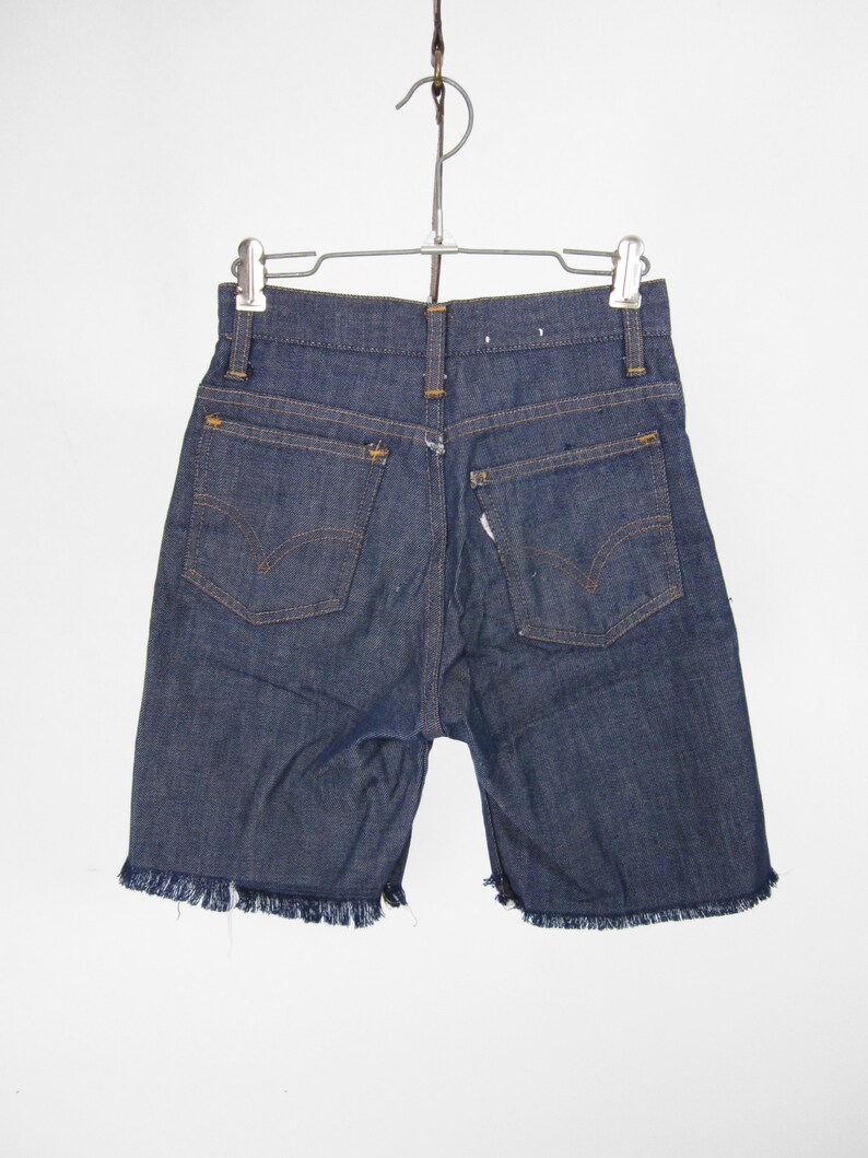 Vintage Levi's Shorts 70s Denim Cutoff Blue Jean Shorts Youth Size Medium image 4