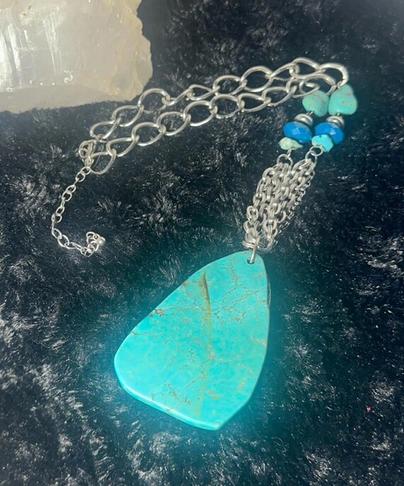 Turquoise and Silver-plated statement necklace 24… - image 3