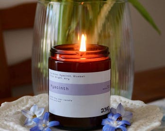 Hyazinth Sojakerze | Glockenblume & Luftige Blumen | Frühlingsduft | Handgegossenes veganes Sojawachs