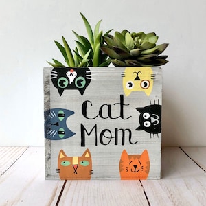 Cat Mom Planter, Cat Lover Gift for Her, Gift for Cat Dad, Pet Parents Gift, Housewarming Gift, Gift for Mom, Mother's Day