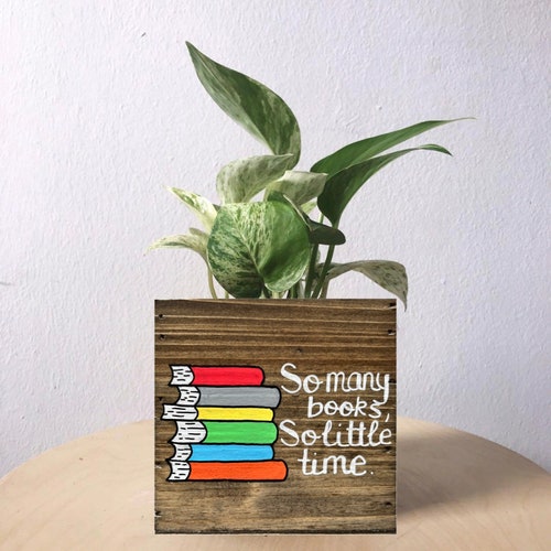 Book Planter, So Many Books, Reading Lover Gift, Gift for Teacher, Student Gift, Librarian Gift, Book Nook Decor