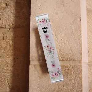 Hamsa and Mezuzah, Pink Flowers Design, Jewish Gift for Baby Naming, Housewarming, Engagement, Wedding, Mother's Day image 7