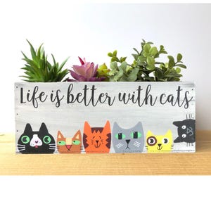 Rustic Cat Succulent Planter Box: Hand-Painted Wood Decor