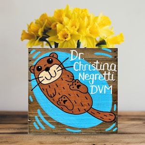 Otter Planter, Personalized Sea Otter Box, Fathers Day, Mother's Day, Teacher Appreciation, Thank You, Custom Animal Garden Gift for Her image 3