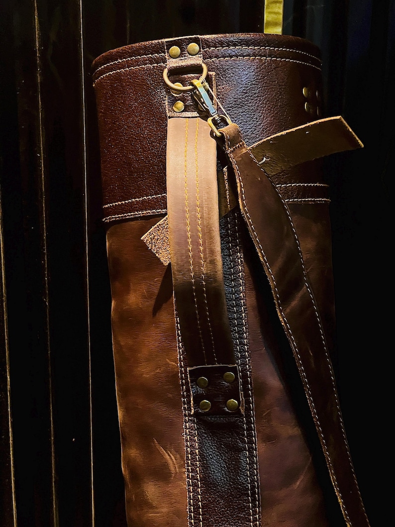 Sturdy Handle of personalized Vintage Cowhide Leather Golf Bag
