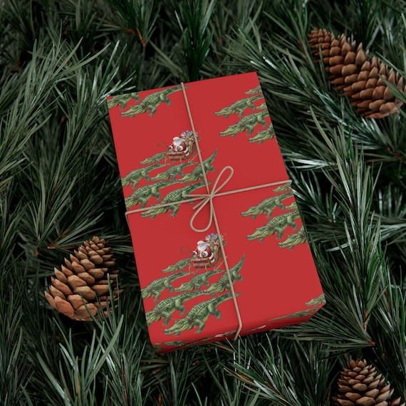 Cajun Santa Alligator Sleigh Wrapping Paper: Louisiana Christmas, Alligator Christmas Wrapping Paper | Funny & Unique Holiday Gift Wrap