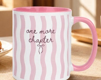 Tazza per amanti dei libri "Ancora un capitolo" - Regalo di lettura - Tazza da caffè a righe rosa