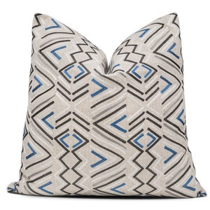 Dekorativer Tribal Kissenbezug | | Blau, Grau | Abstrakte | Kissen | 20x20, 14x20 Lumbar | Akzentkissen | Ethnische | Fluss Von Lima