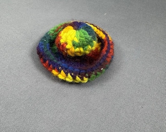 Vintage Multicolored Handmade Crocheted Hot Hat Lid Grabber