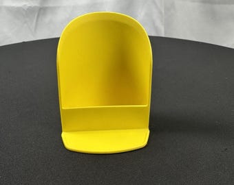 Vintage Tupperware Yellow 292-16 Rocker Thumb Scoop