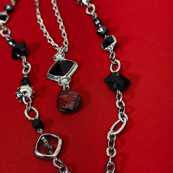 Silver Tone Double Layer Necklace - image 3