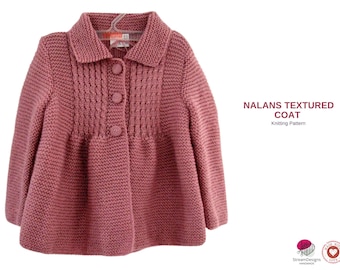 Modello per cappotto testurizzato Nalans - Cappotto per bambina in PDF - Modello di giacca con bottoni - Da 0 a 24 mesi - Capospalla lavorato a maglia per neonata - Idea regalo