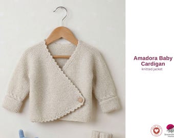 Wzór na kardigan dla niemowląt Amadora – klasyczny ścieg francuski, kurtka i buciki dla niemowląt w formacie PDF – wzór na kardigan dla niemowląt od noworodka do malucha