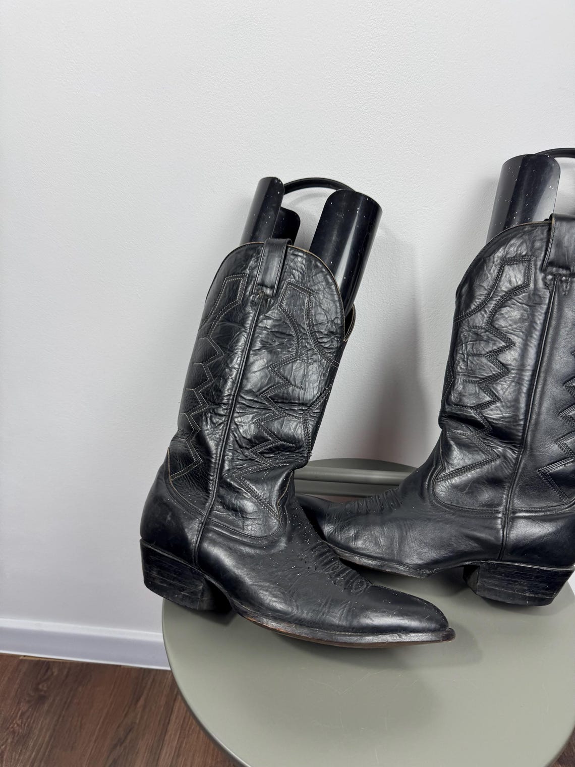 Vintage Black Leather Cowboy Western Boots Black Leather Size 43 EU, foto 2 di 5