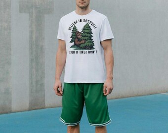 Camiseta Bigfoot para hombre alto / Camiseta Sasquatch de longitud extendida "Cree en ti mismo" / Camiseta de críptido para hombre alto / Regalo para personas altas
