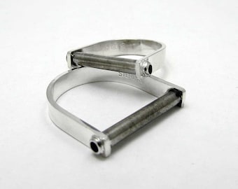Anillo de barra de plata de ley ennegrecida, diseño industrial