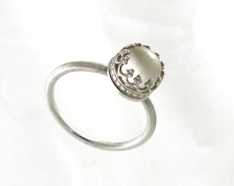 Anillo antiguo del obispo Moonstone