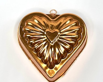 Vintage 6.5” Copper Tone Heart Mold