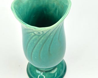 Vintage Green Pottery Vase – USA Art Pottery