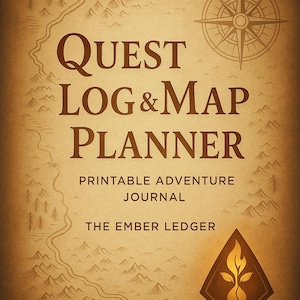 Può includere: Una copertina di diario color beige con la scritta "QUEST LOG & MAP PLANNER". Presenta una rosa dei venti, una mappa e le parole "PRINTABLE ADVENTURE JOURNAL" e "THE EMBER LEDGER".