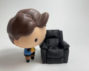 Soporte en miniatura para figuras de Friends – Joey y Chandler (impreso en 3D)