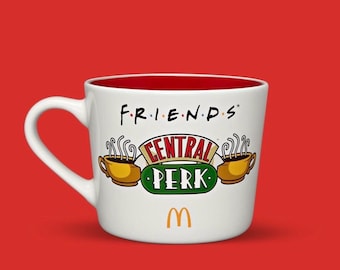 Taza de colección McDonald's x Friends (morada, roja, verde y amarilla), nueva en caja.