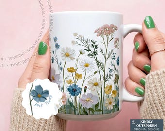 Tazza floreale "Fuck Trump" con messaggio nascosto, tazza con fiori selvatici, regalo FDT per liberali, tazza da caffè in stile cottagecore, idea regalo democratica, tazza botanica