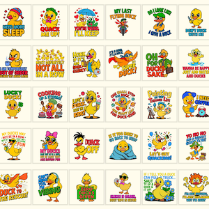 Puede incluir: Una colección de ilustraciones de patos de dibujos animados con varias frases. Los patos son amarillos y tienen diferentes accesorios y expresiones. El texto incluye "Quack Me Up!", "Super Duck", y "¡Necesito café!"