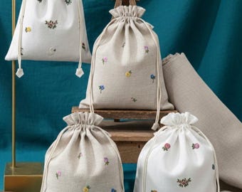 Hand flowers  Embroidered Two-in-One Laundry Travel Linen bag