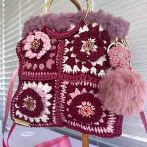 Handbag  Granny Square Bag – Handmade Floral Patchwork with Faux Fur Trim and shoulder strap