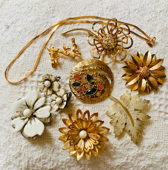 Vintage Sarah Coventry /Emmons Lot