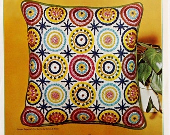 Bucilla Vintage Crewel Embroidery Floral Rings Pillow Kit RARE Barnes & Blake MCM RARE