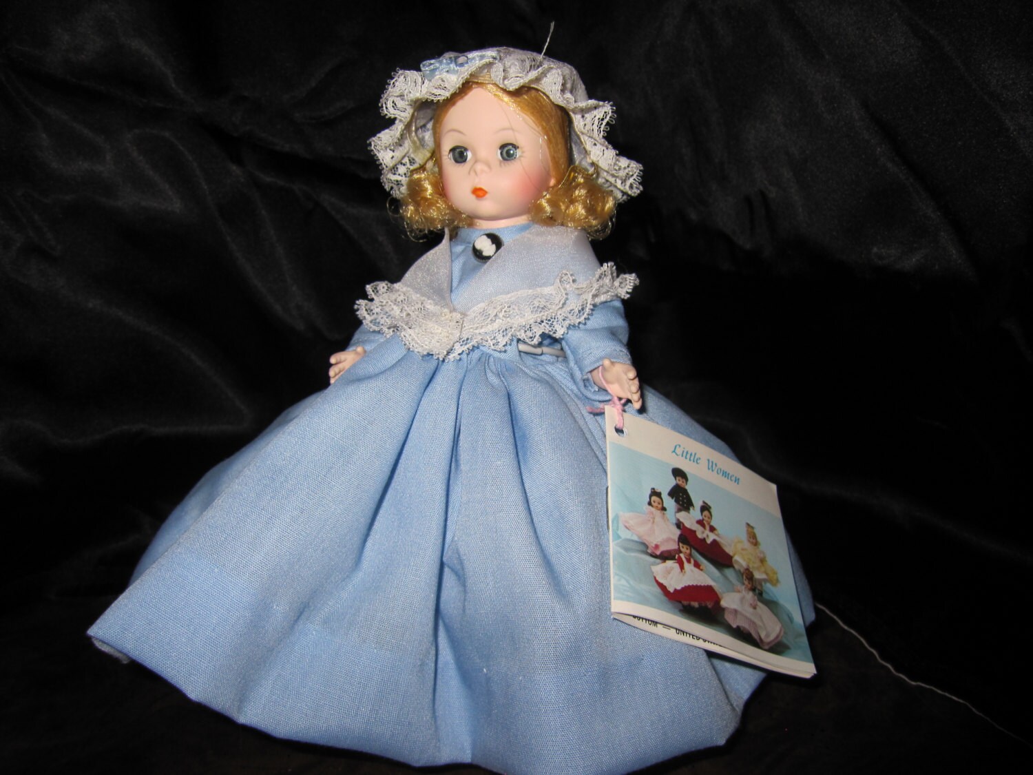 Madame Alexander Dolls International - Etsy