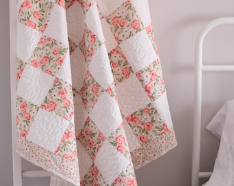 Rose's Nine-Patch Quilt Pattern PDF for beginners- 4 Sizes: Baby to Queen -