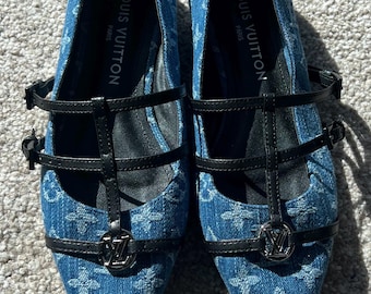 Authentic Louis Vuitton LV monogram denim woman flat shoes( UK size 5) =38