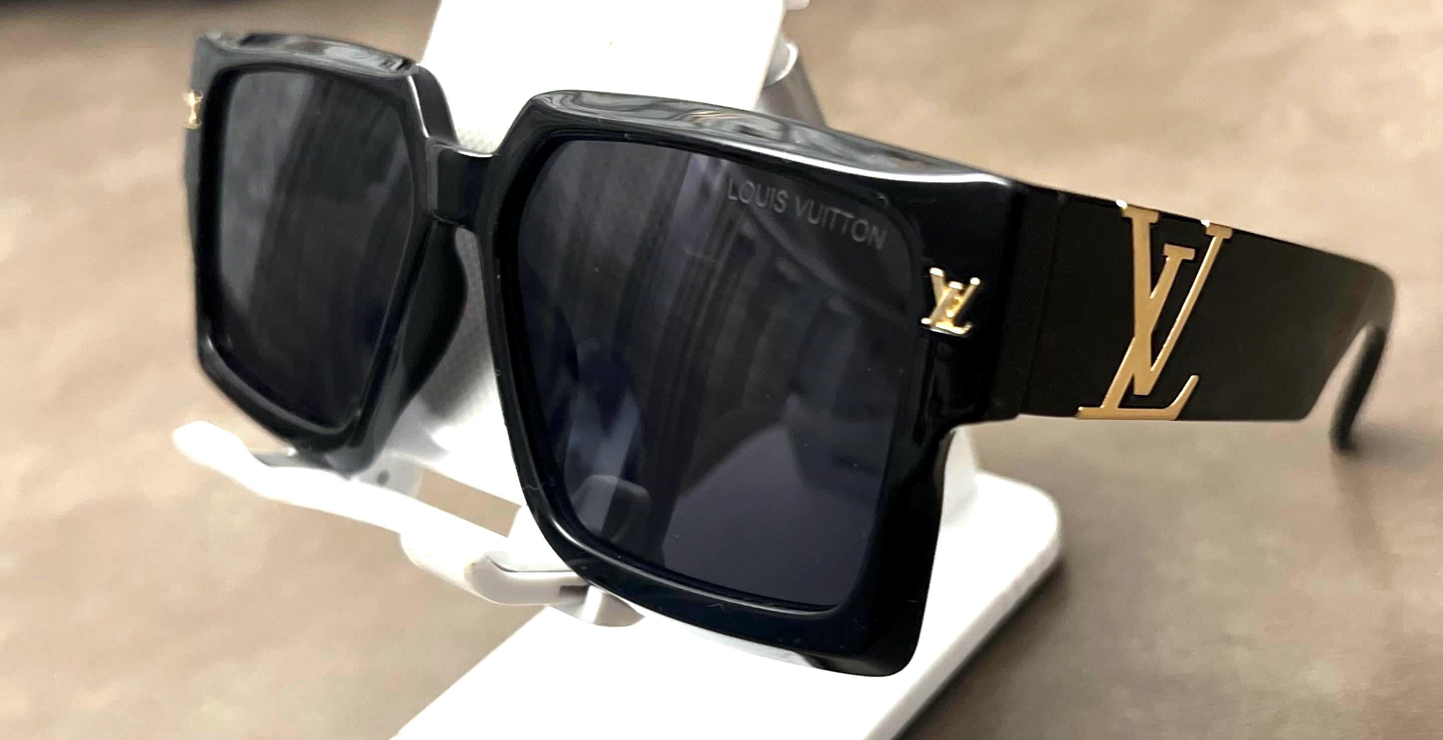 美品！LOUIS VUITTON メンズ サングラス サイクロン - サングラス・LV 