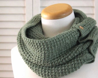 KNITTING PATTERN, The Textured Cowl and Scarf