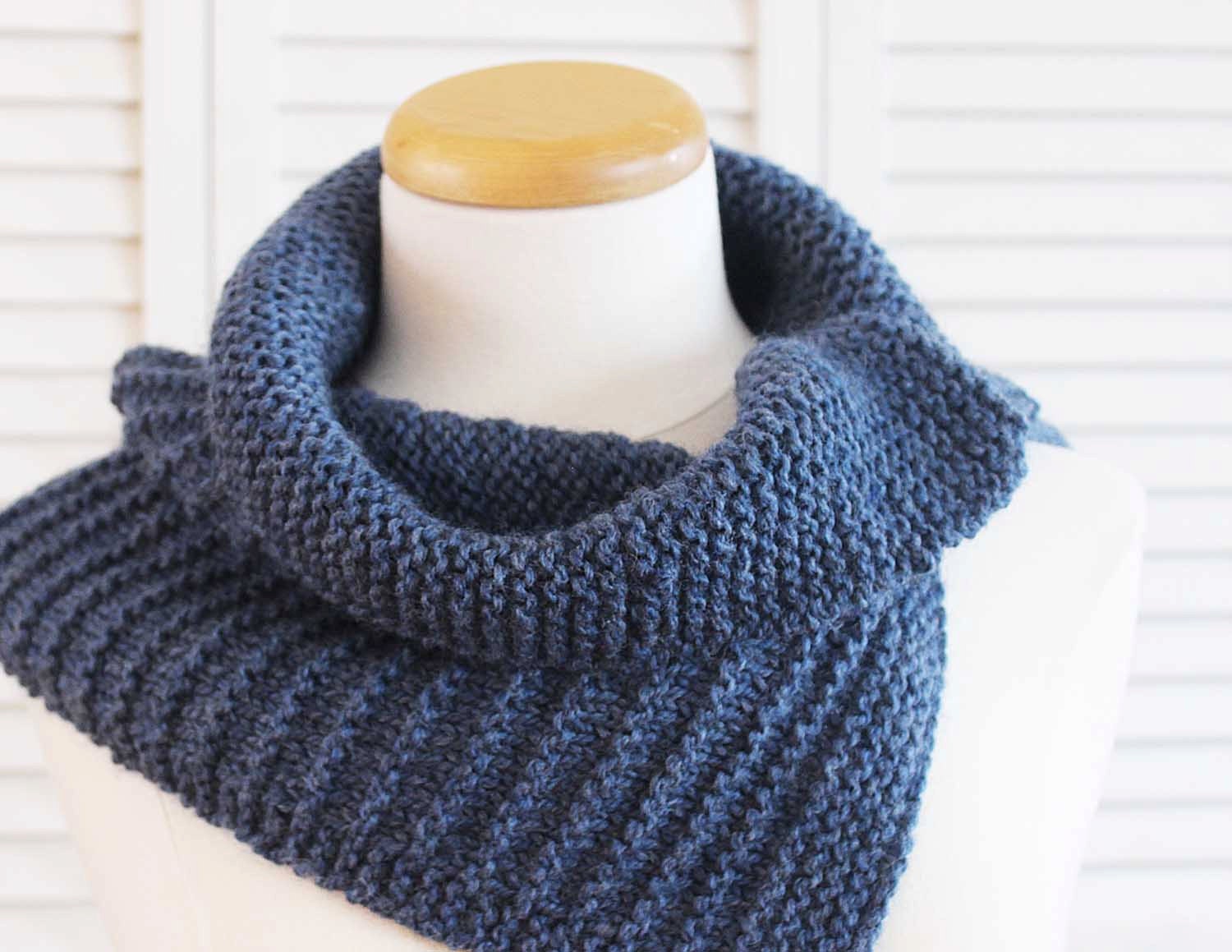 KNITTING PATTERN COWL, the Stripes Cowl - Etsy