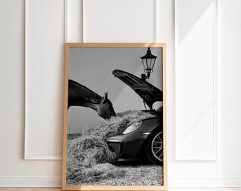 Impresión de Porsche y caballo - Fotografía artística en blanco y negro