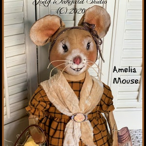Primitive Mouse Pattern, Cloth Doll Patterns, Primitive Patterns, Mouse PDF, E-Patterns, Amelia Mouse